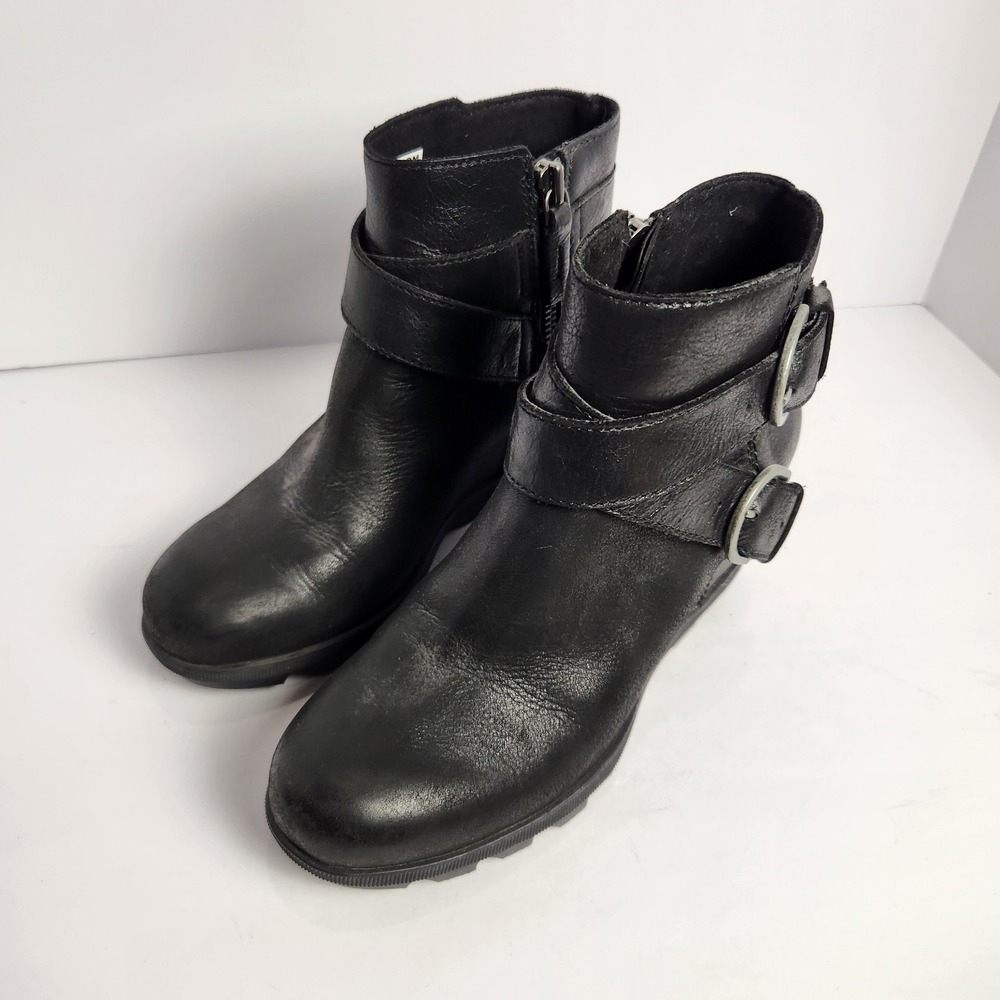 Sorel Women's Joan Of Arctic Wedge Buckle Black Leather Booties Size 7